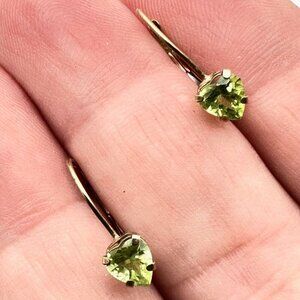 Estate Find 10k Yellow Gold Green Peridot Heart Pierced Earrings